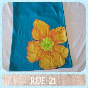 🆕️  🌼 Rue 21 tube top  size medium